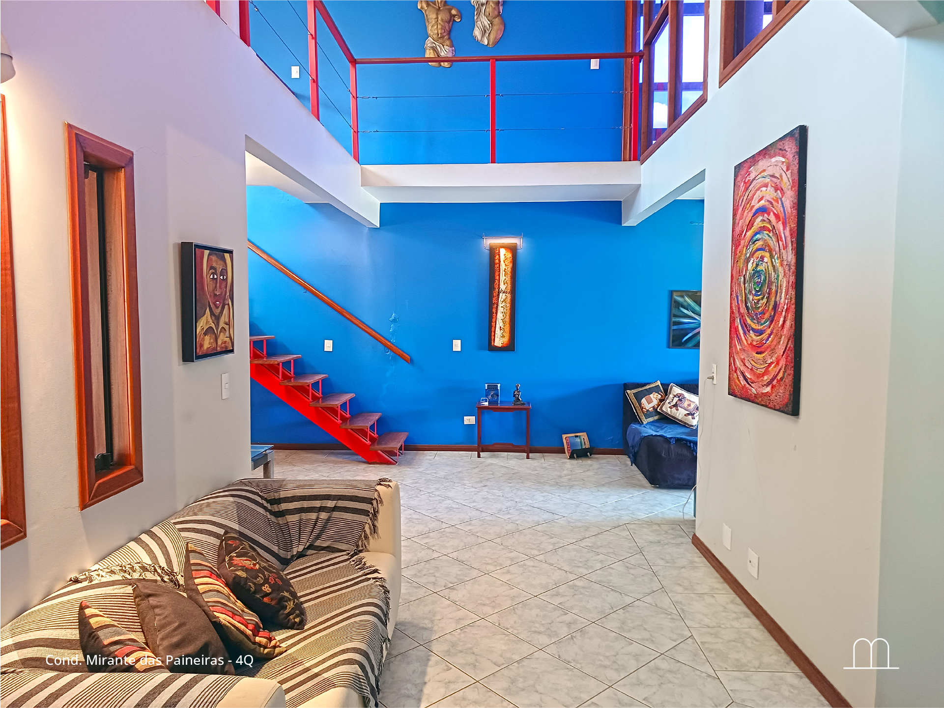 Casa com habite-se, 4Q – 434m²