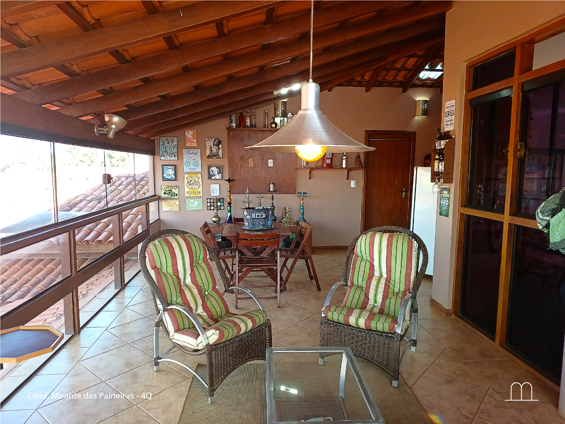 Casa com habite-se, 4Q – 434m²