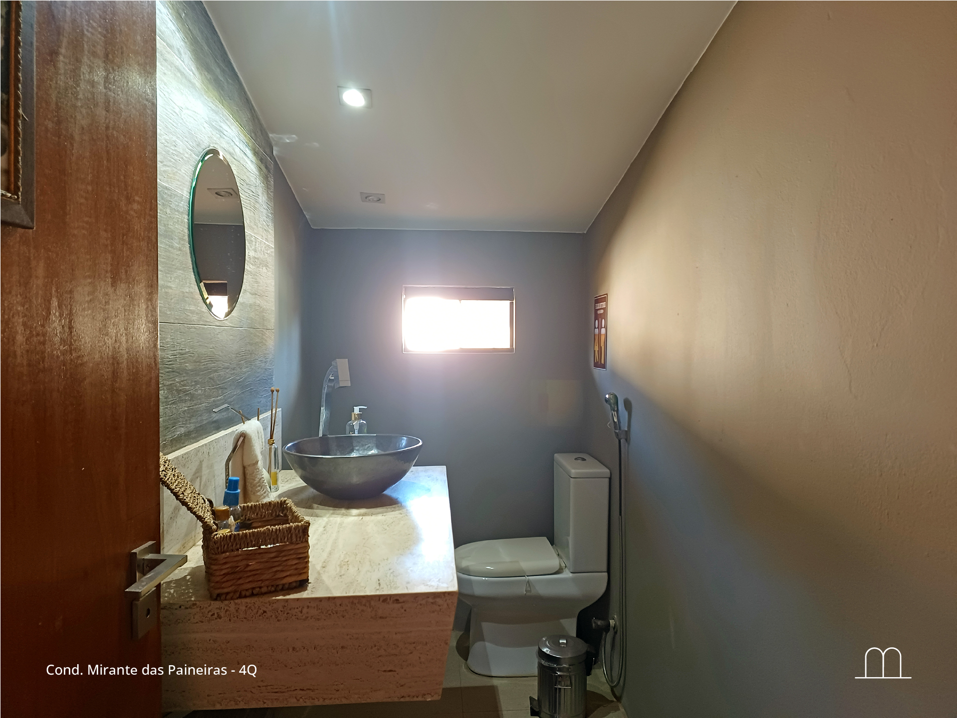 Casa com habite-se, 4Q – 434m²