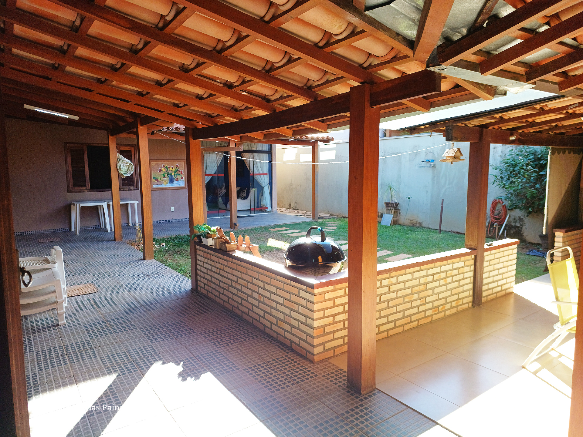 Casa com habite-se, 4Q – 434m²